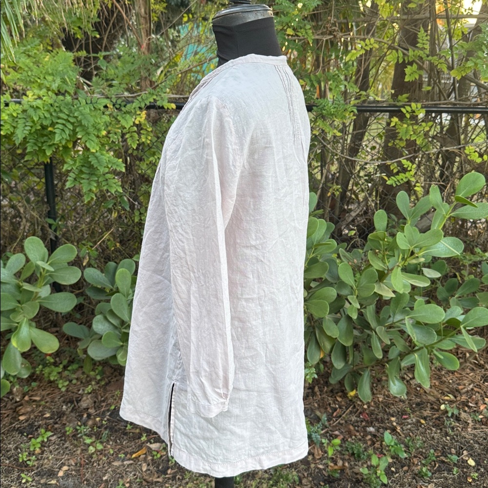 EILEEN FISHER Handkerchief Linen Pintuck Long Shaped Shirt Top, size Large - Picture 3 of 7